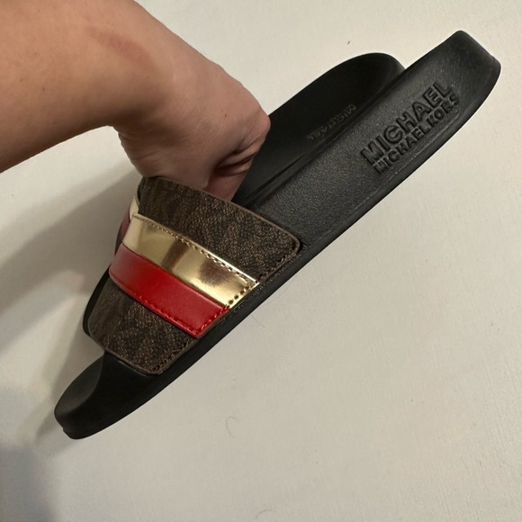 MK sandal - Picture 4 of 4